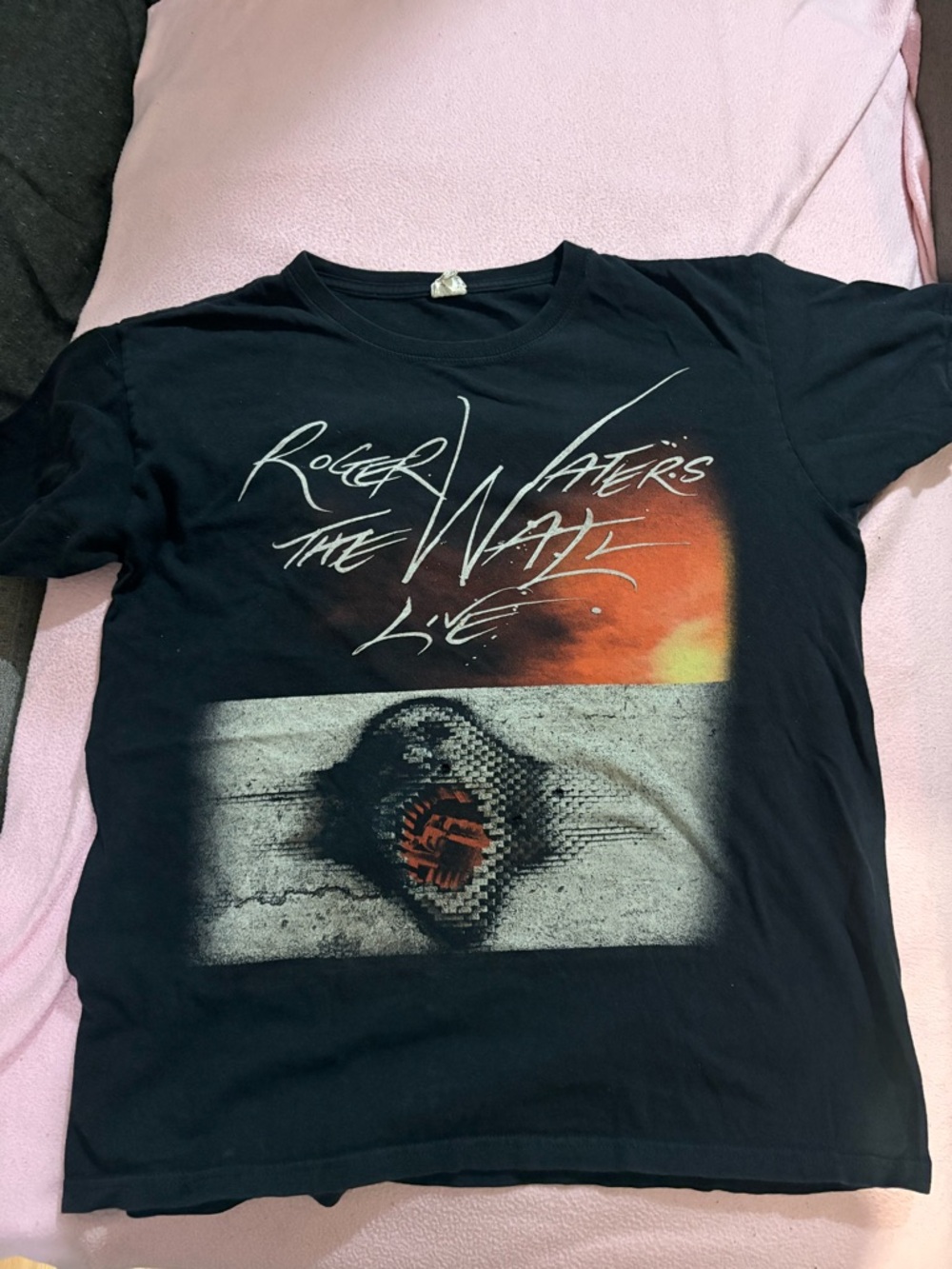 Rare Pink Floyd Roger Waters The wall Live Tour shirt X Large rock 2012